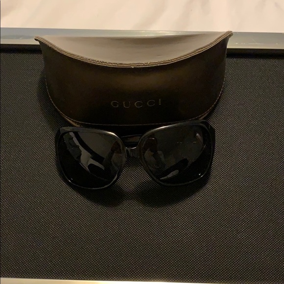 GUCCI black sunglasses main image 4